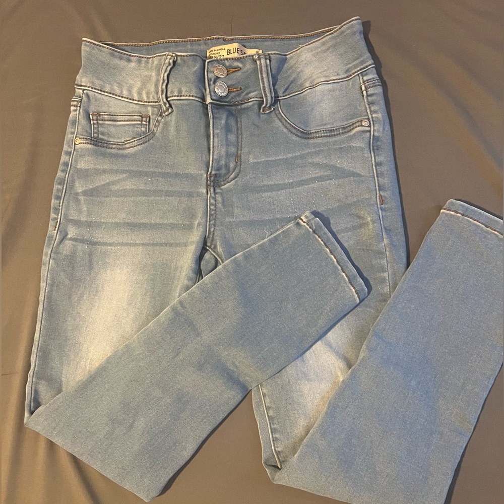 Stretchy blue denim jeans